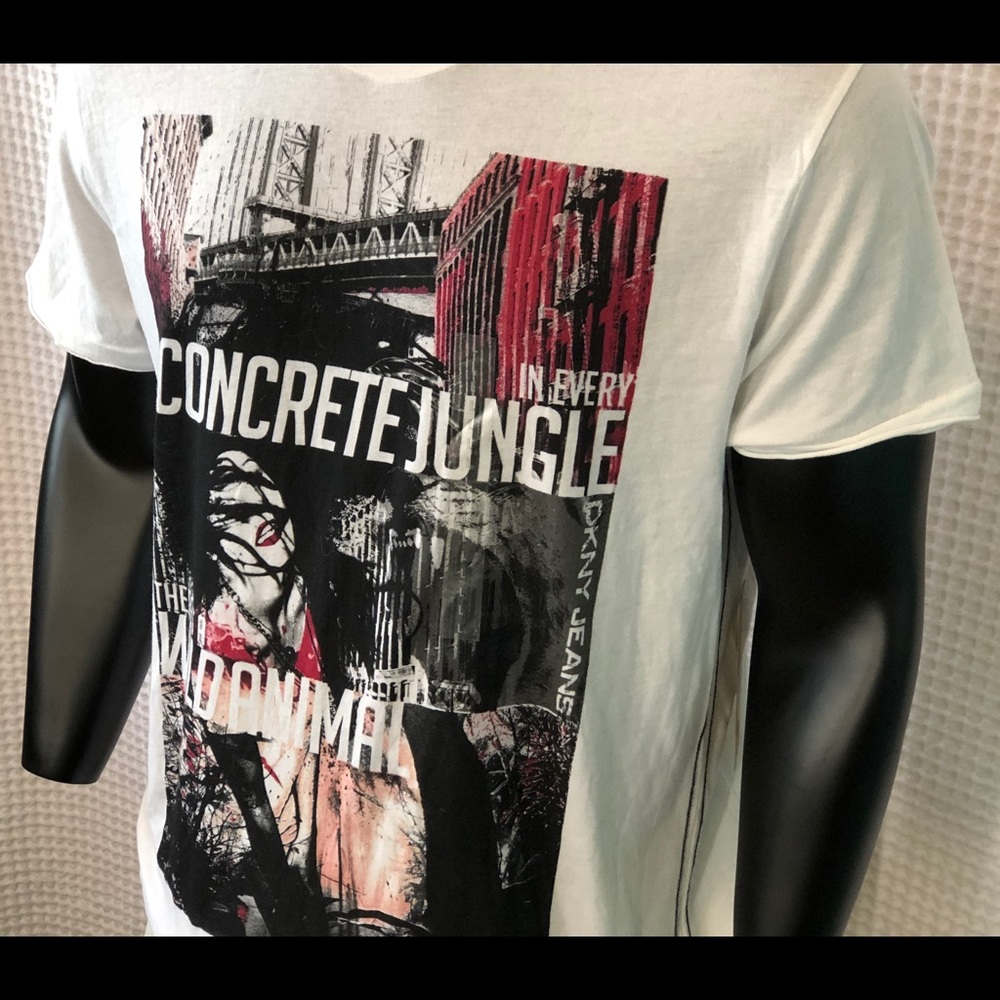 NWT DKNY Jeans Graphic T-shirt